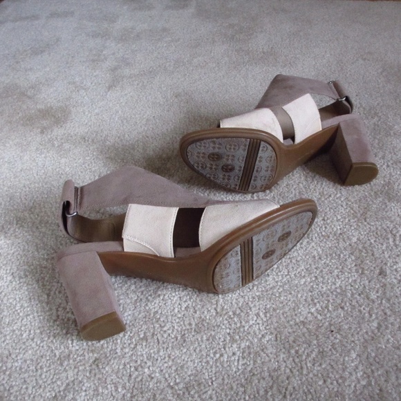 Naturalizer two toned open toed pumps - Picture 4 of 6